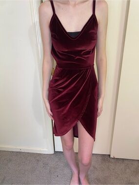 Velvet Wrap Mini Dress with Spaghetti Straps in Wine open back size xs party